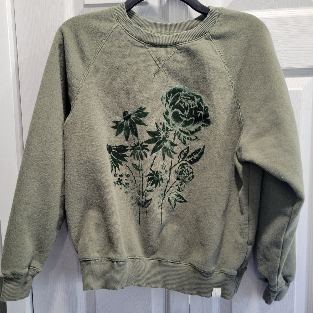 American Eagle Womens Crewneck With Flower Details